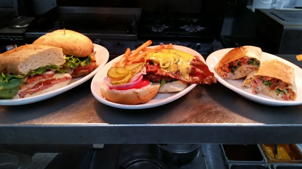 1 3lb Bacon Cheeseburger